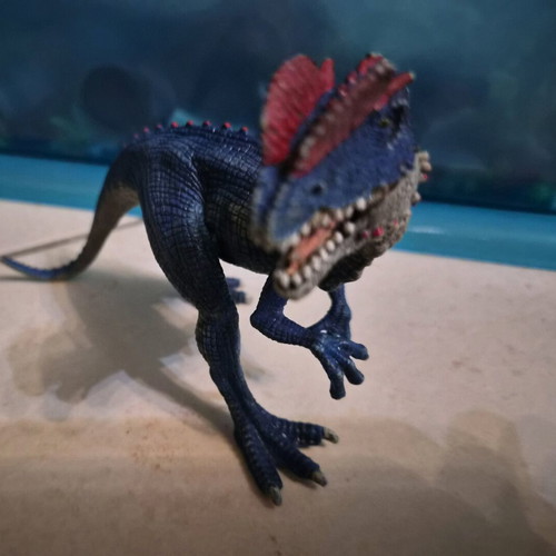 Dilophosaurus figure Schleich like new