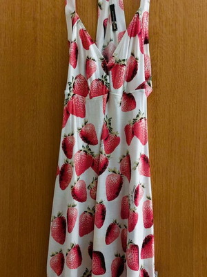 Just Cavalli Φόρεμα Beachwear S με σχέδιο φράουλες, σαν καινούργιο