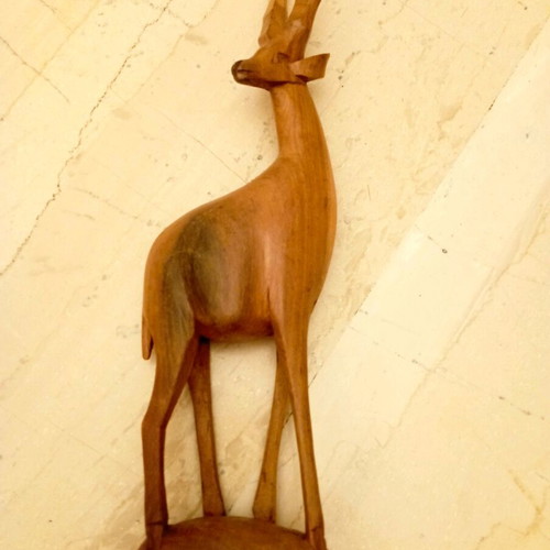 Wooden gazelle like new, height 30cm