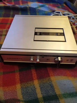 Grundig CN 224 deck used, minor damage and belt issues