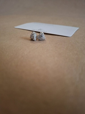 Swarovski stud earrings with sparkling crystals heart-shaped like new
