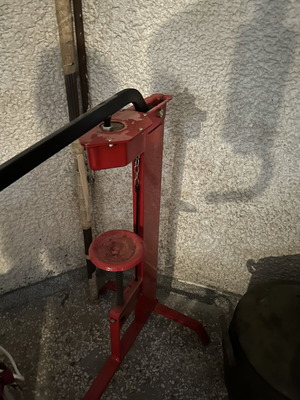 Cork Placement Tool used