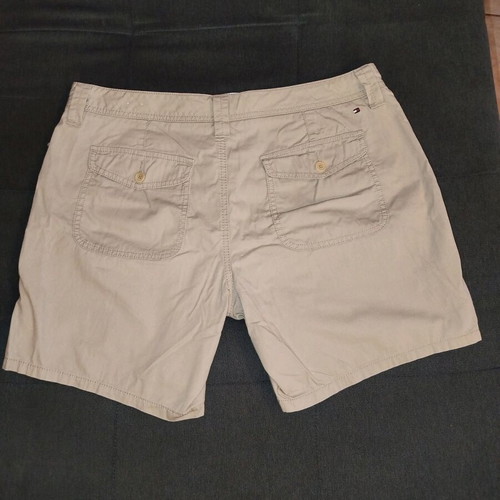 Tommy Hilfiger short bermuda used, beige