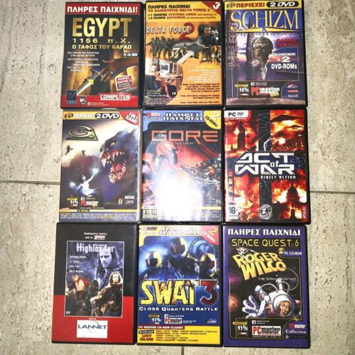Pc games like new, with broken cases in the first row