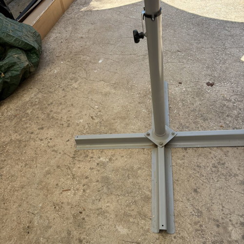IKEA garden umbrella corner 3x3 meters like new with base