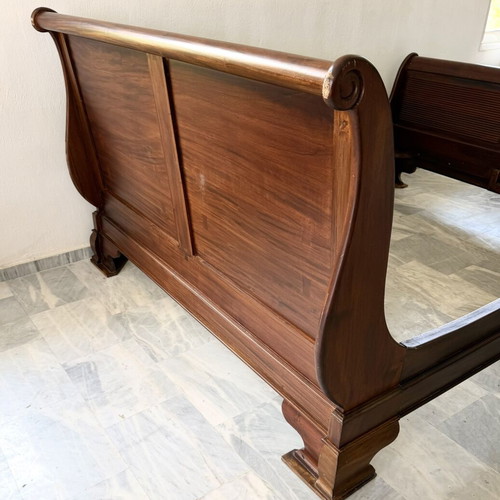 Solid wood bed used, mahogany finish, classic heavy construction