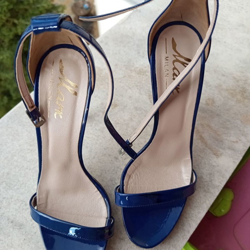 Mark Milan blue sandals like new, size 39