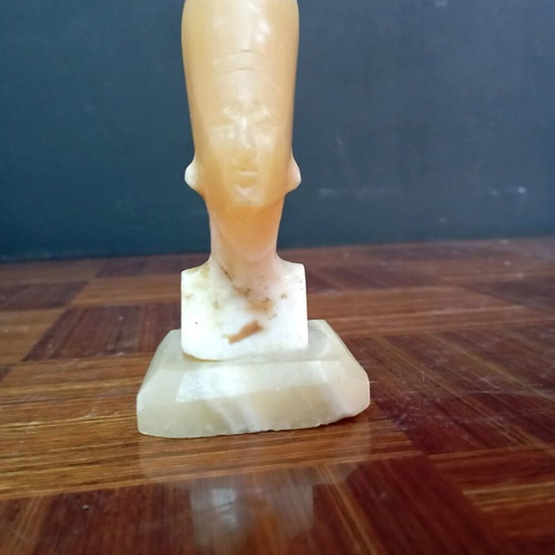 Decorative portatif with Nefertiti face used, Egyptian marble