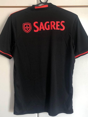 Φανέλα Benfica Adidas μεταχειρισμένη, μέγεθος Small