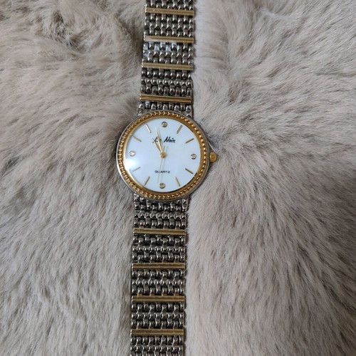 Vintage La Noir wristwatch from the 80s, new, non-working