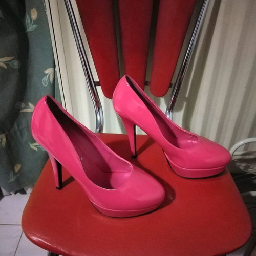 Meravigliosa fuchsia pumps like new, size 38, 12cm heel