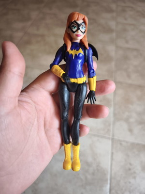 DC Comic Bat Girl action figure 2016