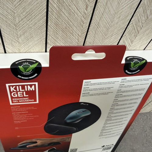 Mousepad with gel wrist rest new