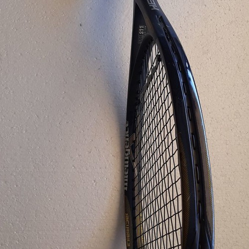 HEAD Intelligence i X11 tennis racket used with case