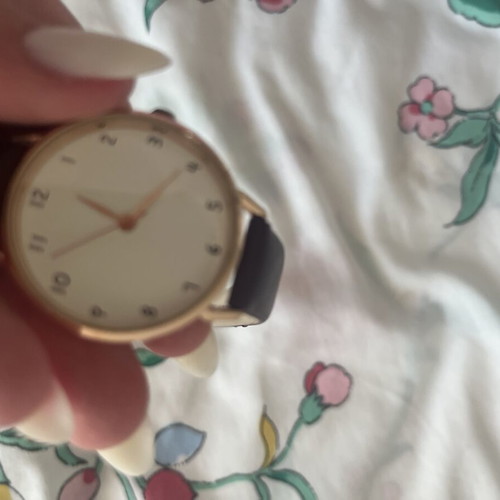 Wristwatches set of 2, like new, one without battery