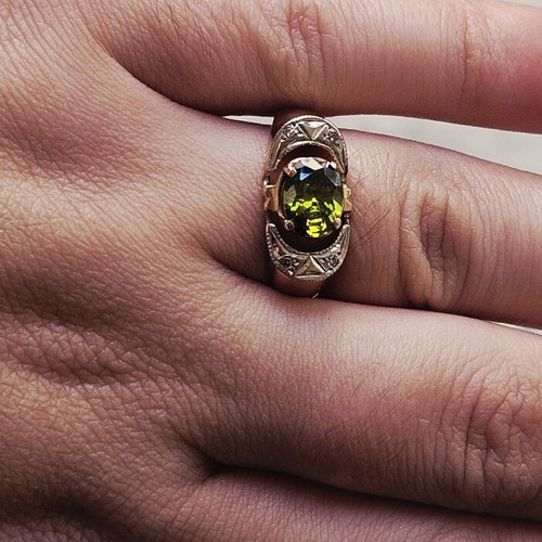 Rose gold ring 585 14k vintage Russian with central stone