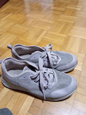 Sneakers pink lilac used, size 39, athletic style