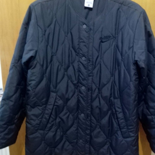 Nike small thermafit jacket like new, quilted black