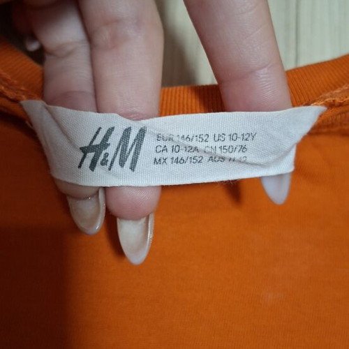 T-shirt with pumpkin print H&M like new, orange, sizes 146-152 cm