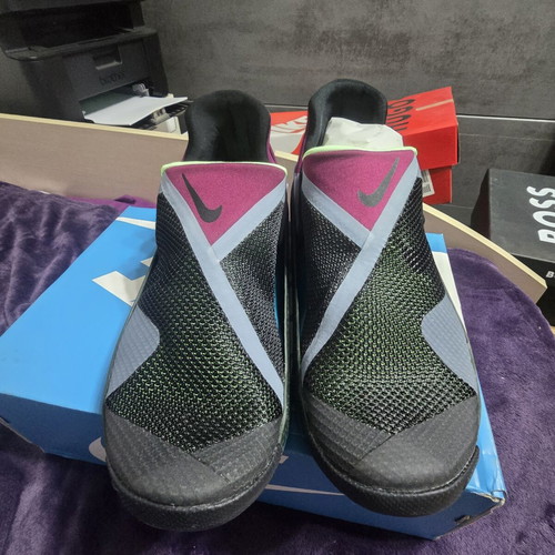 Nike GO FlyEase sneakers size 42.5, multicolor