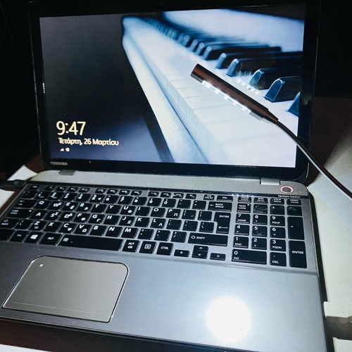 Pc desk lamp with USB new, flexible computer light