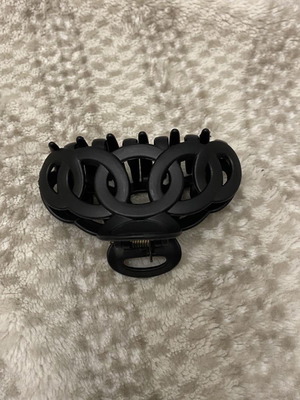 Hair clip нов, черен