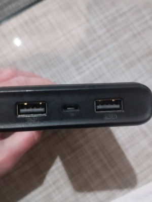 Ravpower powerbank 20,000 mAh like new