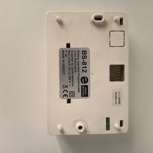 Olympia digital room thermostat like new