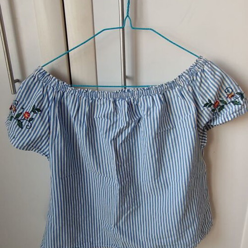 Zara girls blouse 13-14 years striped with embroidered flowers like new
