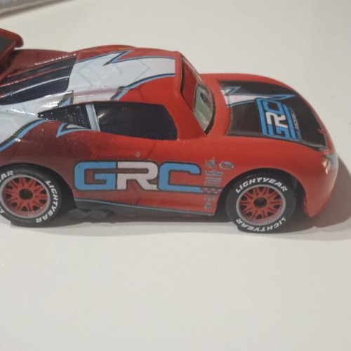 Cars Lightning McQueen metal toy car like new, collectible