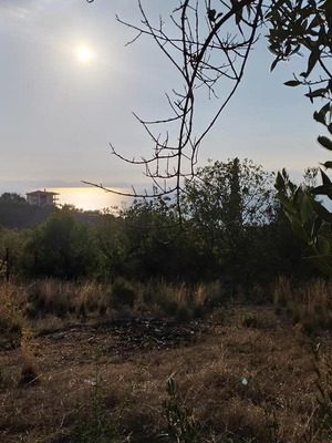 Οικόπεδο 300 τ.μ. γωνιακό με θέα στη θάλασσα στη Μ. Μαντίνεια Καλαμάτας