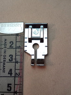 Presser foot for quilting or patchwork 1/4 inch new