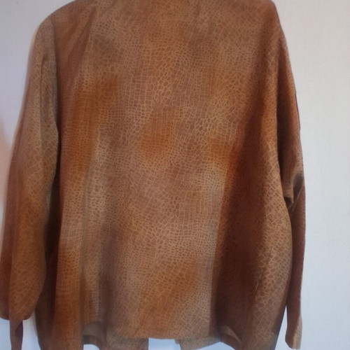 Lightweight blazer with animal print, like new, one size brown