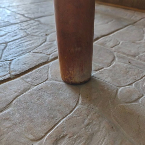 Wooden extendable round dining table used