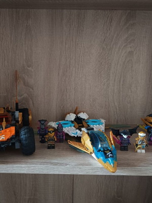 Lego Ninjago Crystallized sets, complete, missing some figures and instructions