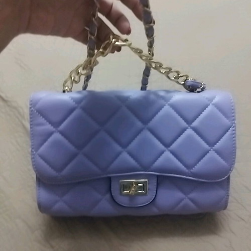 Lilac shoulder bag new with double chain and quilted design