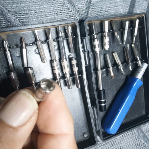 Screwdriver set for high jobs magnetic, 22 pieces like new