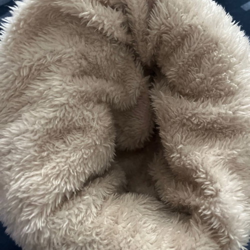 Hat with fur inside new