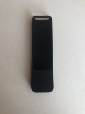 Apple TV 2nd & 3rd Gen remote case with AirTag slot - elago R2