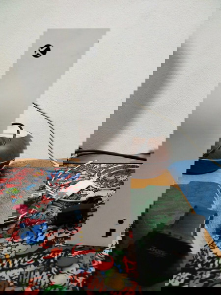 Xbox series s με πολλά παιχνίδια