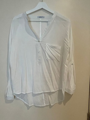 Λευκό πουκάμισο καινούργιο, τέλεια κατάσταση, μέγεθος S