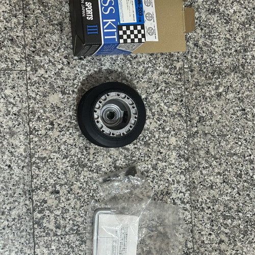 R33 Skyline GTST Aftermarket Steering Wheel Hub used