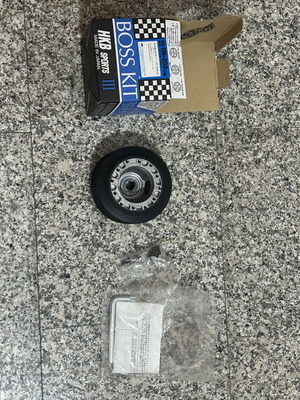 R33 Skyline GTST Aftermarket Steering Wheel Hub used