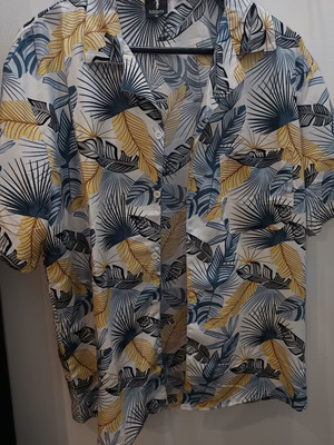 Men's Summer Shirt XXL white, short sleeve with chest pocket