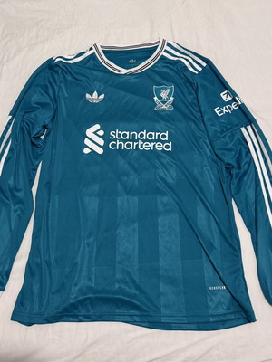 Liverpool FC Adidas Long Sleeve Jersey Like New Size L