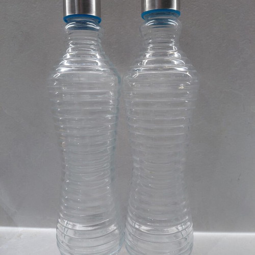 Glass water bottles pack of 2, 1 liter, like new
