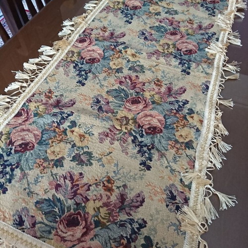 Tapestry table runner with fringes, 110×50 cm