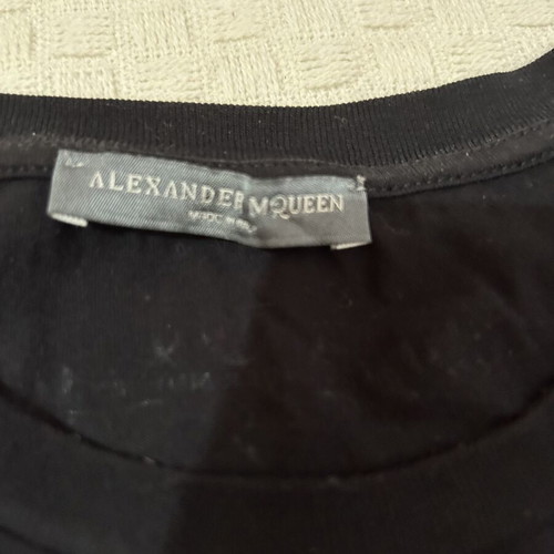 Alexander McQueen T-shirt like new, black color, size S