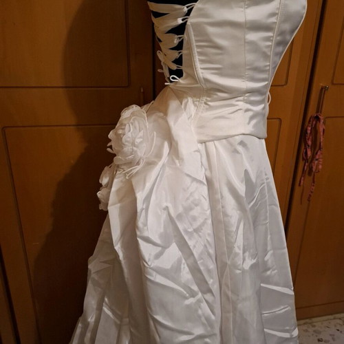 Elegant Wedding Dress New 2 Pieces, Skirt and Corset, White, Size XS-S