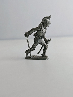 Lead soldier used, collectible, unpainted